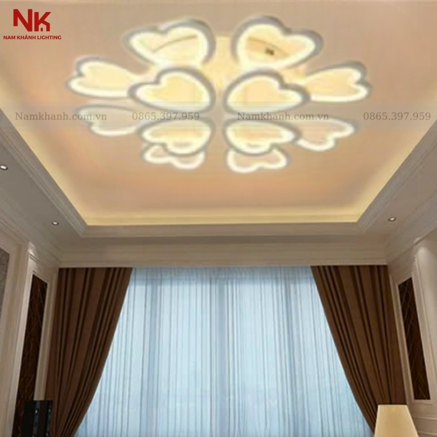 Đèn Ốp Trần Cánh Tim